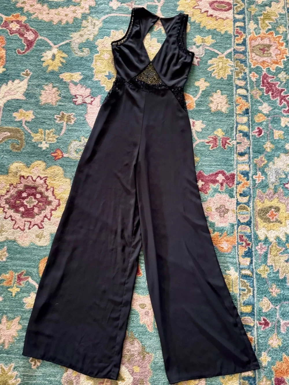 NASTY GAL 00s Era Black Backless Wide-Leg Vaca Jumpsuit Sz S Crochet Lace EUC - Picture 6 of 8